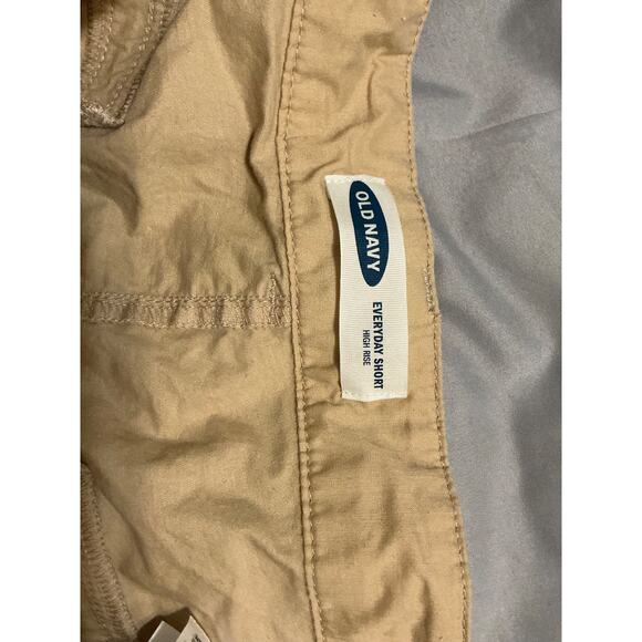 Old Navy Shorts Beige Size 20 Cotton Chino Flat Front Pockets - Picture 3 of 7